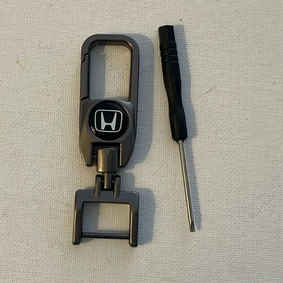 Honda Key Fob Keychain in Black Metal NWT - Picture 1 of 4